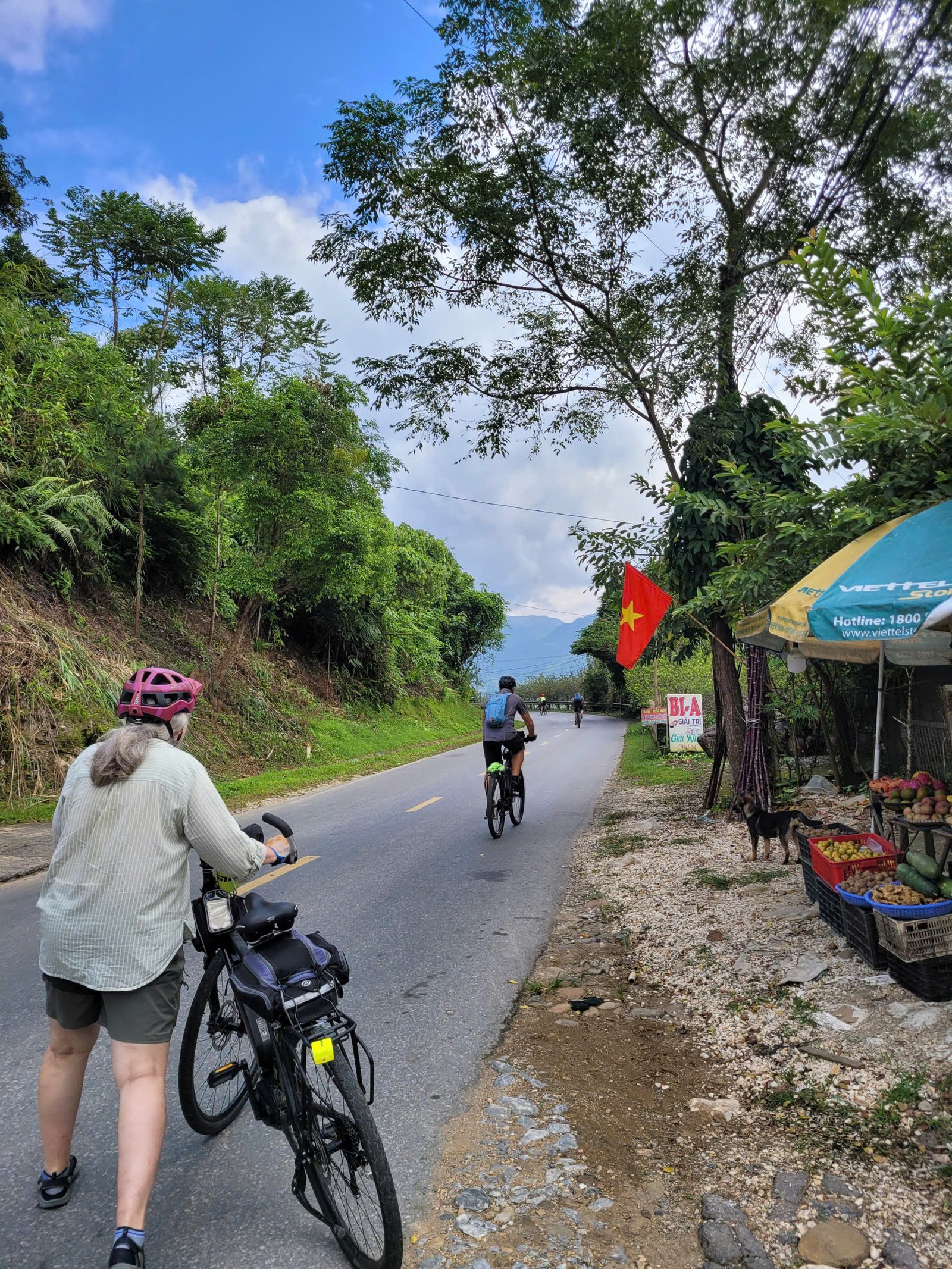 Hanoi to Van Son Cycling Tour 3 Days: Explore the Roof of Muong Bi